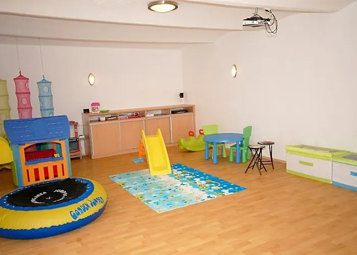 Příjemné Místo Pro Odpočinek S Bazeném Villa